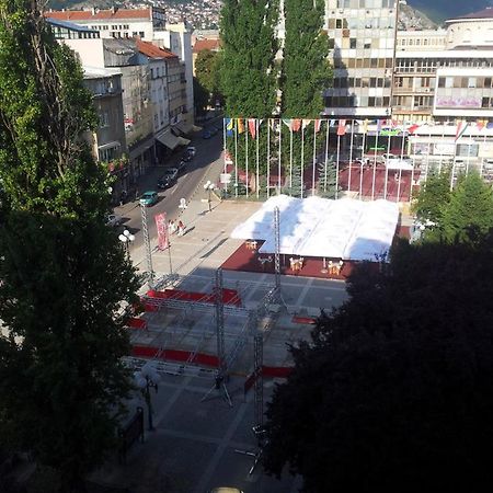 Apartment Drustveni Dom Sarajewo Zewnętrze zdjęcie